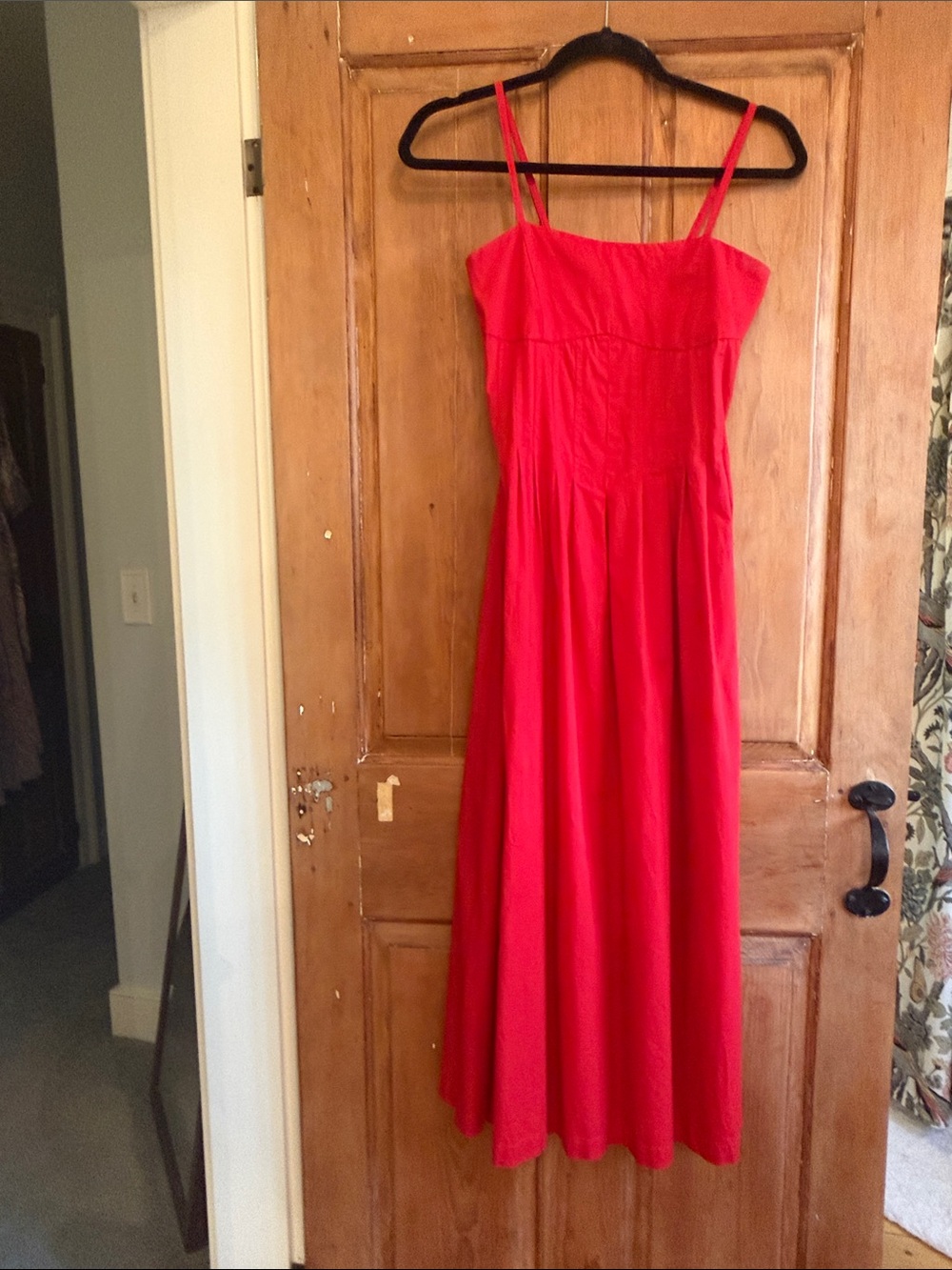 Red Spaghetti-Strap Maxi Dress - Classic Summer Style